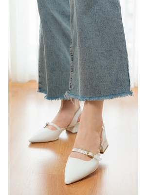 Divolya Lovis Beyaz Önü Baretli ( 4 cm Topuklu ) Sivri Burun Topuklu Ayakkabı