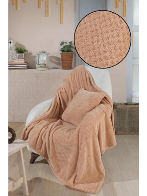 Wellsoft / Berjer ve Tekli Koltuk Örtüsü ve Tv Battaniyesi 140X140 1 Adet 45X45 Kırlent Kılıfı Bej