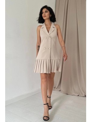 Bej Sırtı Açık Ceket Yakalı Elbise
