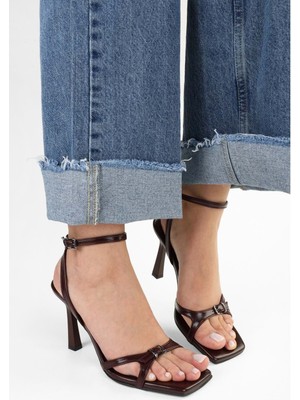 Kadın Jolie Bordo Cilt Kemer Detaylı Topuklu Ayakkabı