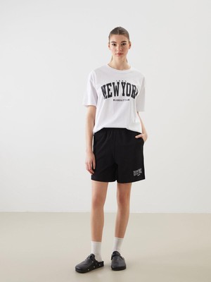 Xsıde  Beli Lastikli New York Baskılı Kadın Şort