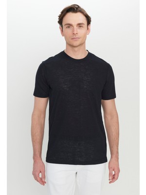 Pamuklu Slim Fit Dar Kesim Bisiklet Yaka Tişört