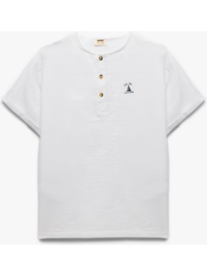 Koton Bisiklet Yaka Düğmeli Kısa Kollu Pamuklu Tişört