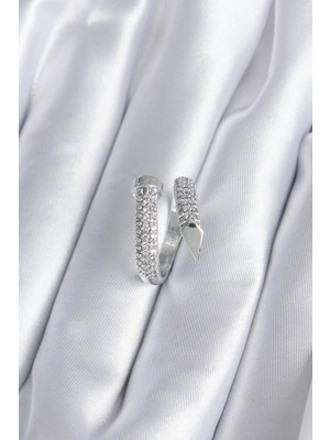 Shopzum Pirinç Gümüş Renk Zirkon Taşlı Çivi Model Kadın Yüzük