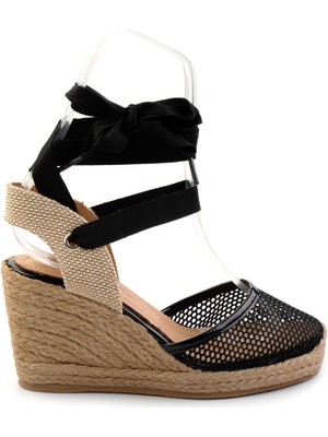 Siyah  Kadın Dolgu Topuklu Ayakkabı K01718002422