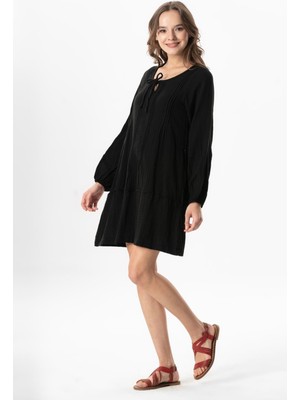 Uzun Kol Göksel Bağlama Detaylı Kısa Müslin Yazlık Elbise Siyah Syh