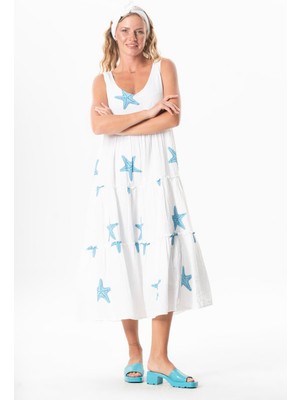 Kolsuz Artemis Oval Yaka Yıldız Baskılı Midi Boy Müslin Yazlık Elbise Beyaz Yıldız Desen Byzyldz