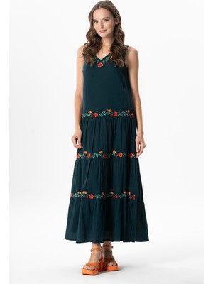 Kolsuz Şile Bezi Bahar V Yaka Nakışlı Uzun Yazlık Elbise Petrol Ptrl