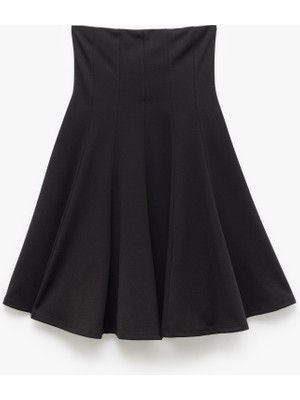 Koton Krep Scuba Kumaş Volümlü A Kesim Straplez Mini Elbise