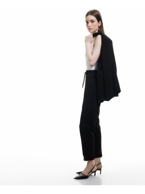 Koton Beli Bağlamalı Cepli Nervürlü Krep Scuba Kumaş Pantolon