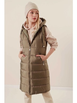 Kadın Çağla Yeşili Sabit Kapüşonlu Astarlı Uzun Şişme Yelek HZL22W-BD151401