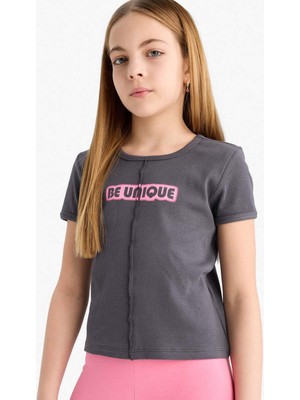 DeFacto Fitted Bisiklet Yaka Baskılı Fitilli Kaşkorse Kısa Kollu Tişört Kız Çocuk E1832A825SM