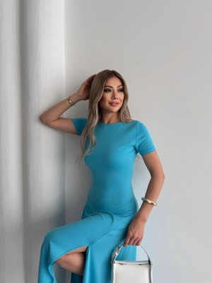 Kadın Bisiklet Yaka Likralı Yırtmaç Detay Sırtı Açık Penye Kloş Elbise