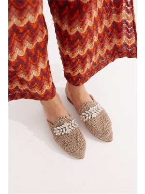 Stwenn Kadın Taşlı Kapalı Ön Hasır Dantel Örme Terlik Vizon Renkli Günlük Kullanım İçin Şık Sandalet