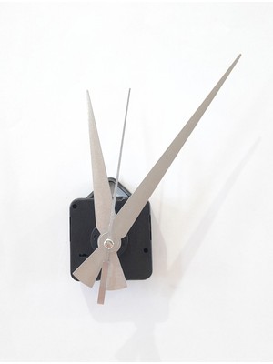 Büyük Boy Askı Aparatlı Sessiz Çalışan Saat Mekanizması Gümüş Renkli (AKREP:13CM, YELKOVAN:18CM)