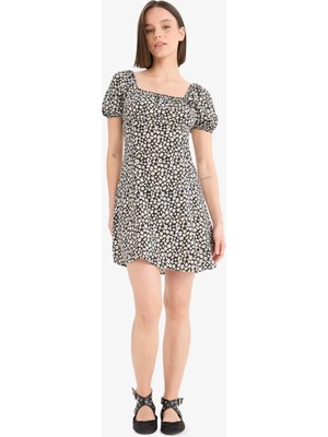 DeFacto Kare Yaka Çiçek Desenli Viskon Kısa Kollu Mini Elbise E0873AX25SP