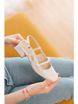 Divolya Melody Bej Taba Rugan Fiyonklu Inci Detaylı (4 cm Topuklu ) Günlük Kullanım Ayakkabı