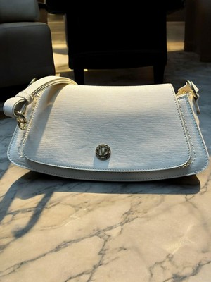 Levidor Kartlık ve Bileklik Hediyeli El ve Kol Çantası Omuz Çantası VS.BLKT.0186