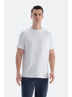 Beyaz Ipek Apre Interlok Bisiklet Yaka Tişört