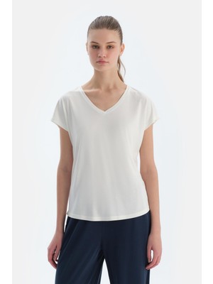 Dagi Kırık Beyaz V Yaka Modal Tişört