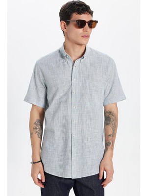 Tudors Erkek Regular Fit Klasik Kesim %100 Pamuk kısa Kollu Keten Doku Tek Cepli Çizgili yeşil Gömlek