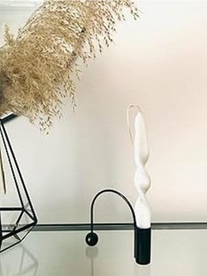 Metal Mumluk Iskandinav Tarzı Top Dekorlu Siyah