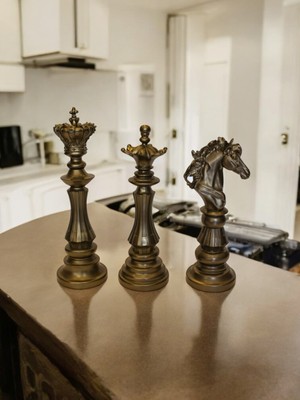 Doremcy Dekoratif Büyük Boy (39 cm ) Polyester Beyaz Detaylı Siyah 3'lü Set Satranç Biblo Takımı