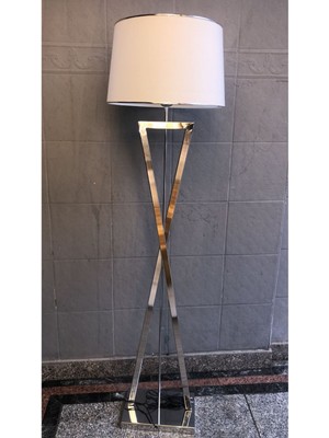 Krom Renk Çarpı Model Lambader