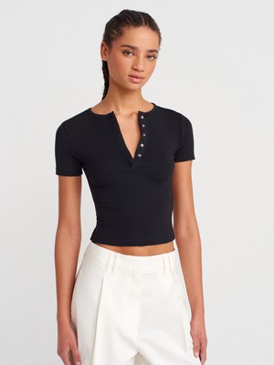 31704 Çıtçıt Düğmeli Kısa Kollu Top-Siyah