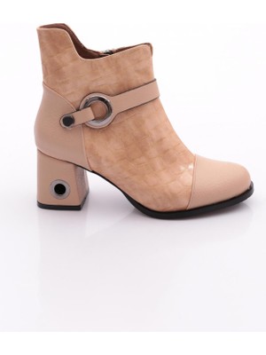 Dgn 703 Kadin  Metal Aksesuarli Topuklu Bot