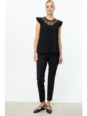 Ekol Dantelli Yakası Tül Bluz Siyah 03052