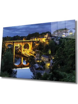 Marsilyan- Şehir Manzaralı Cam Tablo Urban Area View