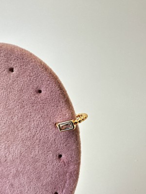 Zirkon Taş Detaylı Kıkırdak Küpe