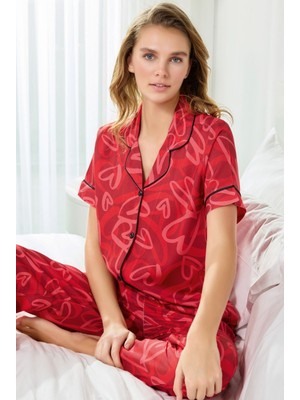 Kadın Maskülen Önden Düğmeli Gömlek Yakalı Pamuk Saten Dokuma Göğüs Cepli Kısa Kol Pijama Takımı