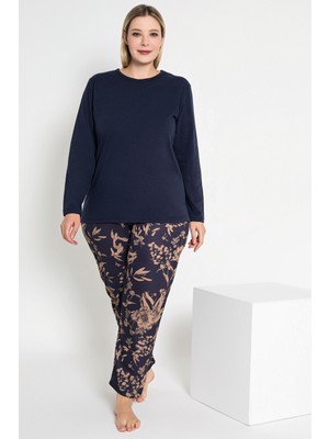 Kadın Lacivert Renkli Çiçek Desenli Uzun Kollu Pijama Takımı B-49