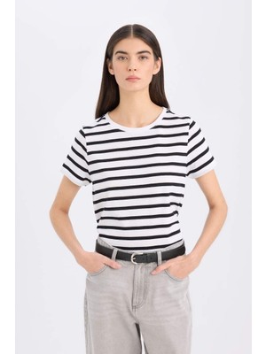 Defacto Kadın Kısa Kol T-Shirt C2612AX/BK81 Black
