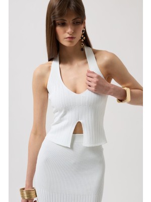 Amara Boutique V Detay Dokulu Crop Bluz