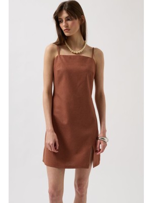 Amara Boutique Ip Askılı Yırtmaç Detay Keten Mini Elbise