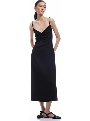 Koton Drape Detaylı Bürümcük Kumaş Ince Askılı Midi Elbise