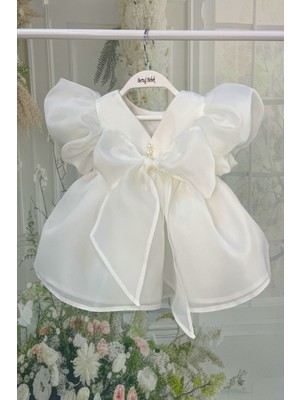 Bertuğ Bebek Gelinlik Kız Çocuk Abiye Elbise Balon Kol Kırık Beyaz Stil Prenses Karolin Özel Günler İçin