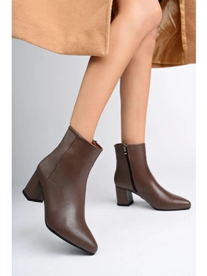 Tarçın Ayakkabı Hakiki Deri Kadın Kahverengi Topuklu Deri Bot TRC102-0001