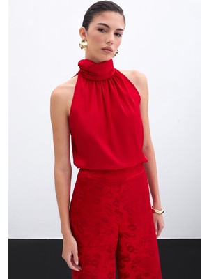 Boğazlı Kolsuz Bluz - Kırmızı
