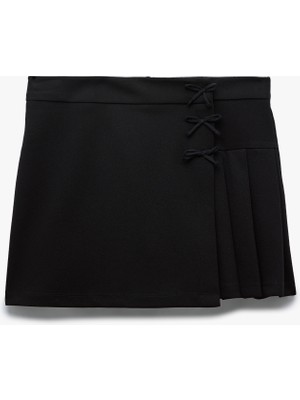 Koton Krep Scuba Kumaş Fiyonklu Pileli Mini Şort Etek