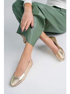 Tarçın Ayakkabı Hakiki Deri Altın Kadın Deri Babet TRC58-4096