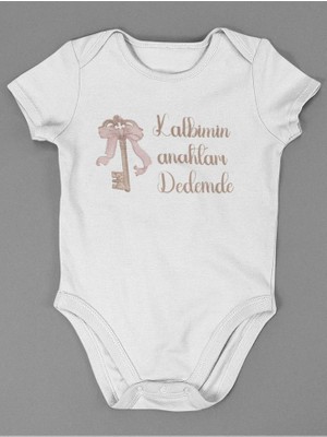Sevbano Kalbimin Anahtarı Dedemde ! Yazılı Pamuklu Yumuşak Unisex Çıtçıtlı Body Zıbın