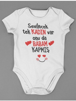 Sevbano Sevilecek Tek Kadın Var Onu Da Babam Kapmış ! Yazılı Pamuklu Yumuşak Unisex Çıtçıtlı Body Zıbın