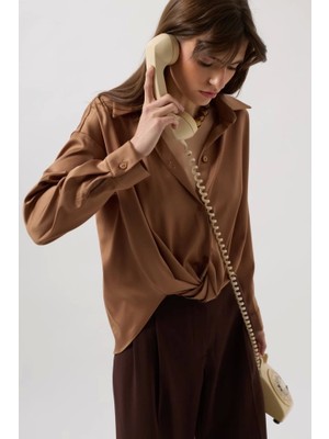 Bel Büzgülü Crop Saten Gömlek