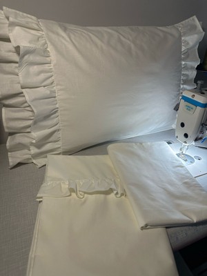 Blue Atelier  Pamuk Krem Fırfırlı Bebek Nevresimi