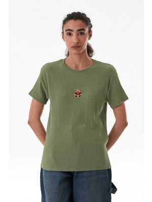 Ayıcık Nakışlı Bürümcük Kumaş Oversize Tişört