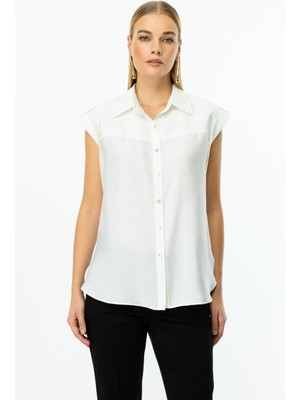 Ekol Omzu Apoletli Düğmeli Bluz Beyaz 03050